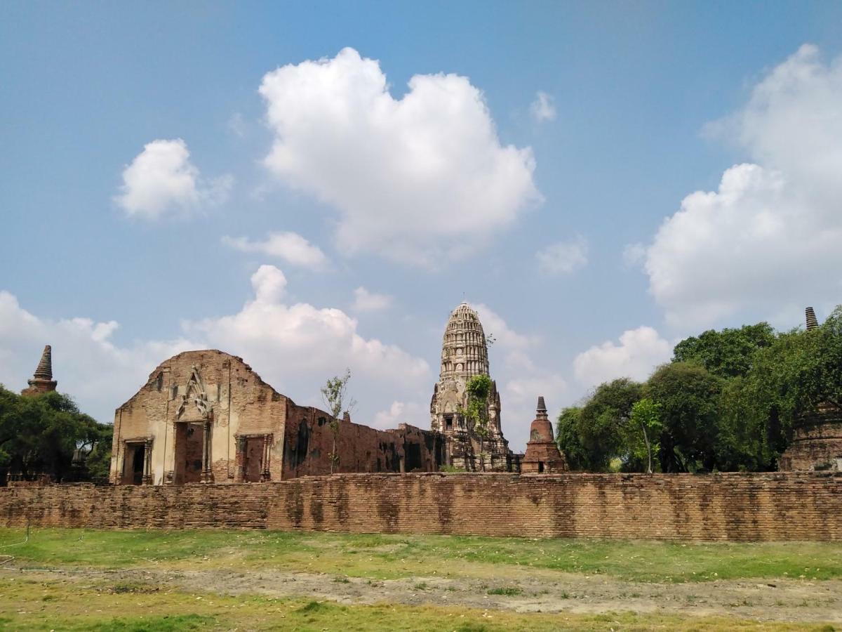 Zleepinezz Hostel Phra Nakhon Si Ayutthaya Exteriör bild