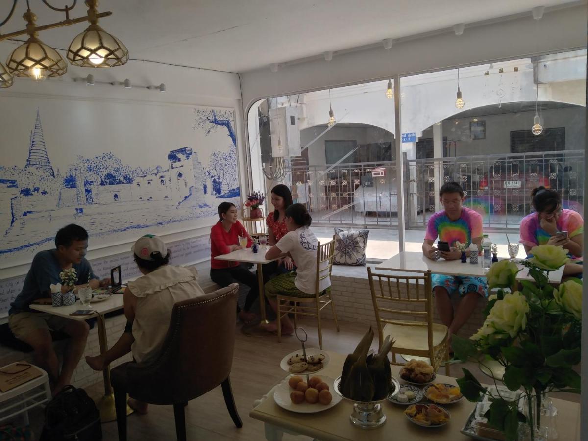 Zleepinezz Hostel Phra Nakhon Si Ayutthaya Exteriör bild